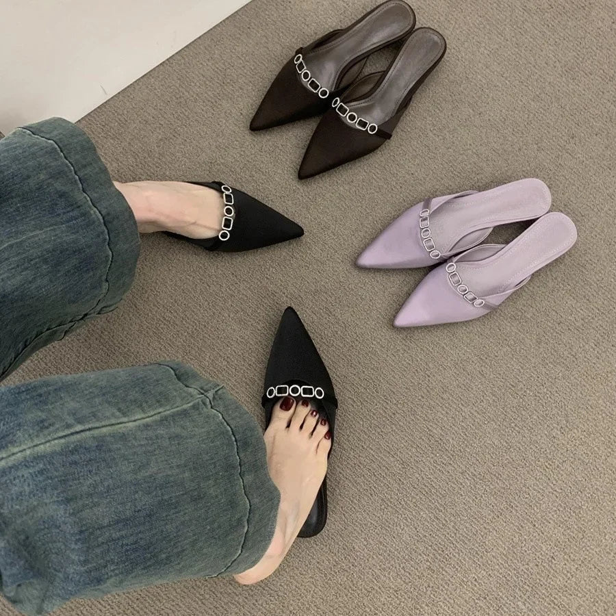 Sandalias De Mujer Verano 2025 Luxury Women's Sandals in Summer Design Pointed Low Heel Sexy Women's  Outdoor Muller Shoes.