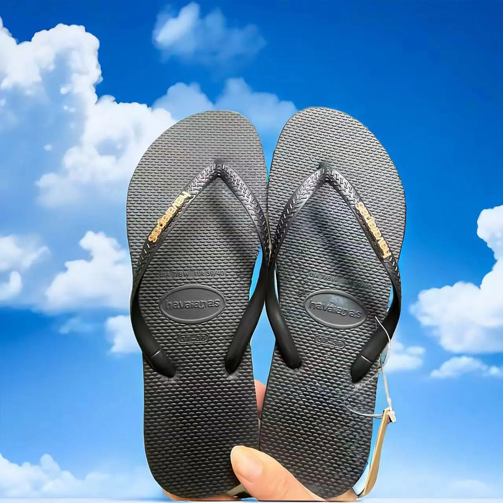 Summer New 2025 Women Flip Flops Summer Outdoor Slippers Travel Outdoor Beach Slippers Fashionable Women Shoes Zapatos De Mujer