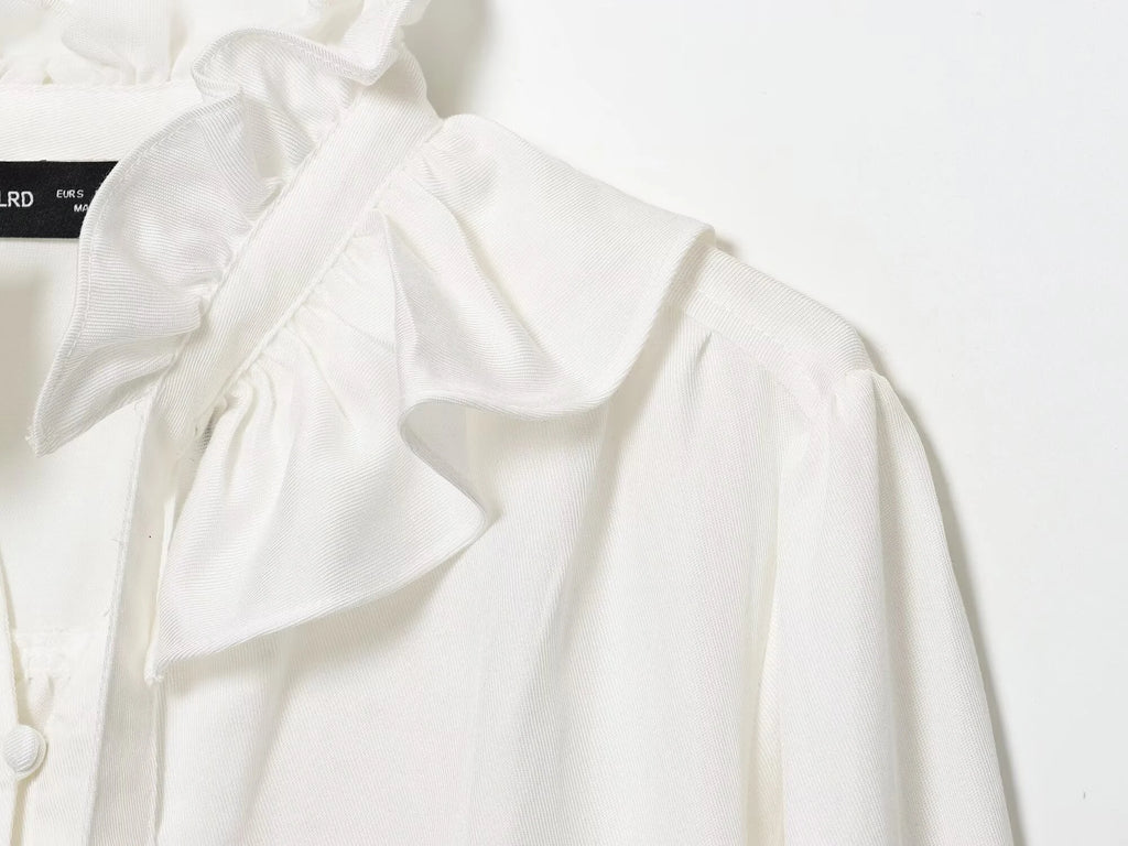 Winter new women's casual versatile temperament simple and fashionable long sleeved single breasted pleated collar top