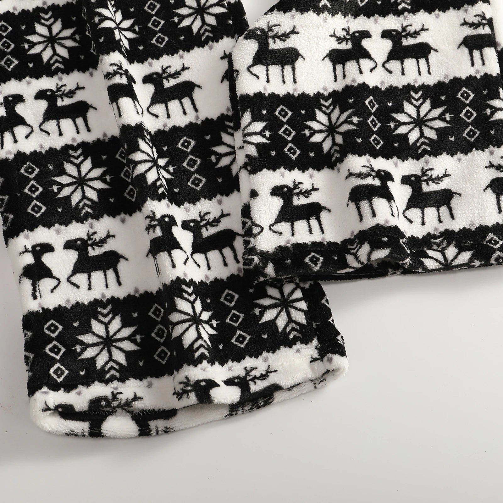 Women Christmas Printed Pajama Pants Winter Warm Soft Plush Sleep Pants Comfy Elastic Waist Home Clothes Bottoms with 2 Pockets