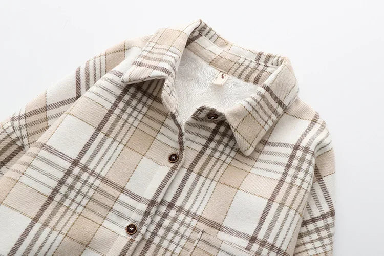 Fashion Thick Velvet Plaid Shirts Women Autumn Winter Keep Warm Blouses and Tops New Casual Slim Female Clothes Outwear REFW