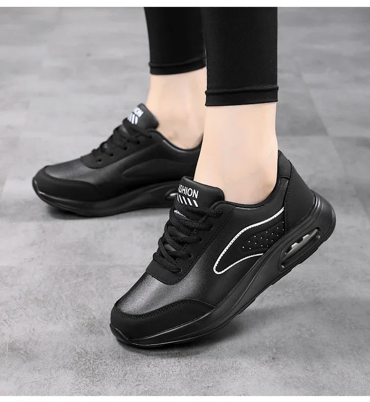 2025 New Women's Fashionable Sneakers Leather Women's Casual Shoes Lace Up Flat Shoes Ladies Lightweight Fitness Walking Shoes