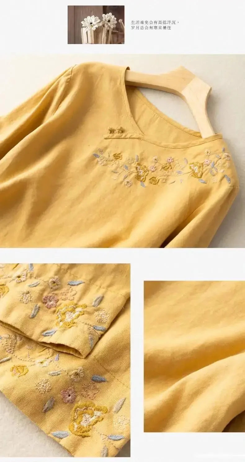 T-shirt Top for Women in Summer 2025 New Loose Slim Round Neck Retro Style Embroidered Quarter Sleeve Shirt