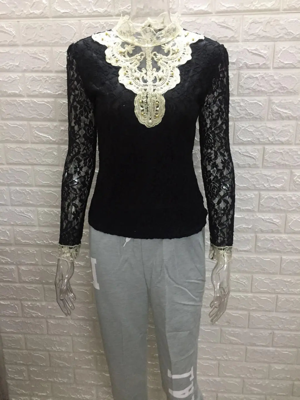 Women T Shirts Vintage Spring Winter Tees Autumn Lace Beads Hole Sexy Tops Warm Blouse Top Casual Full Long Sleeve Shirt