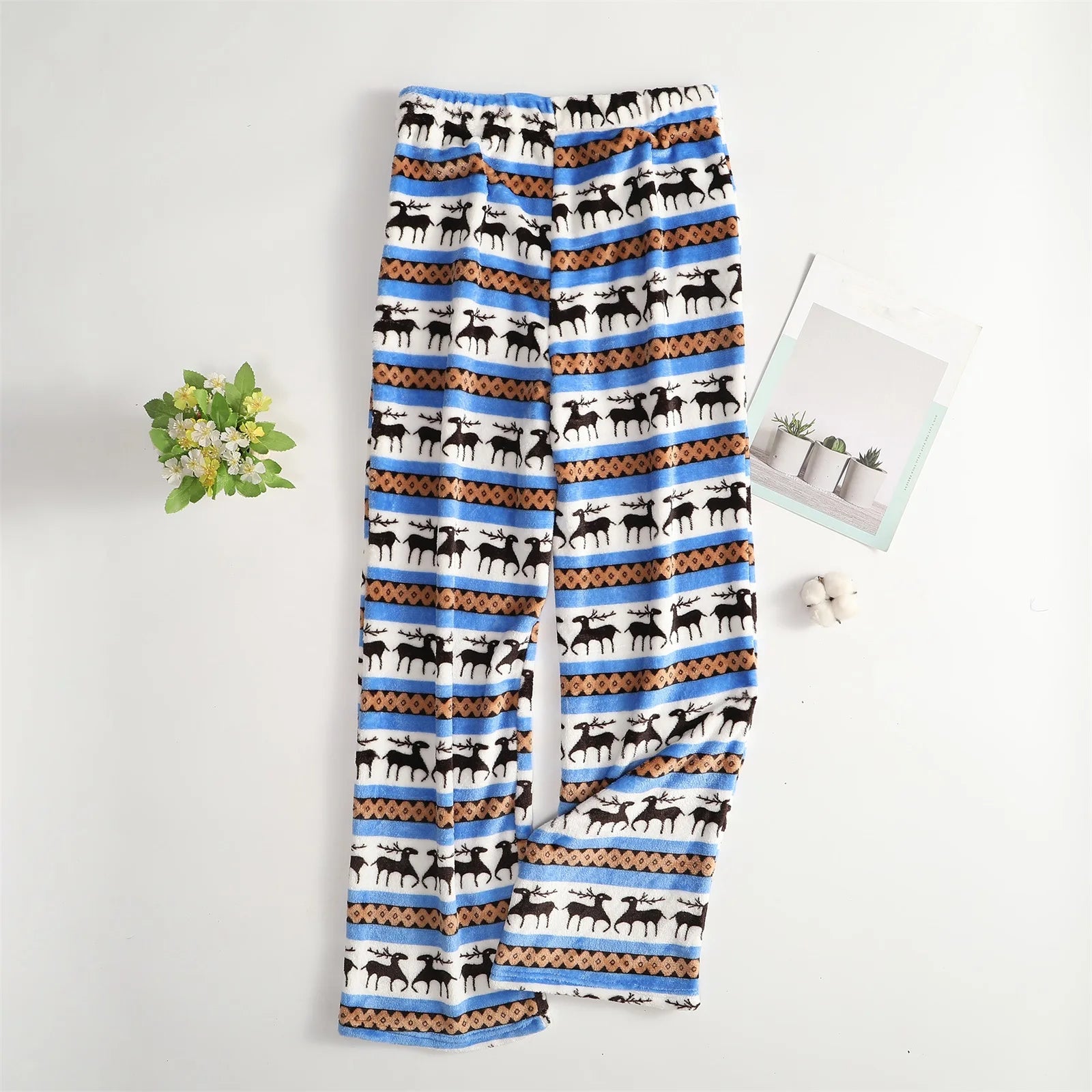 Women Christmas Printed Pajama Pants Winter Warm Soft Plush Sleep Pants Comfy Elastic Waist Home Clothes Bottoms with 2 Pockets
