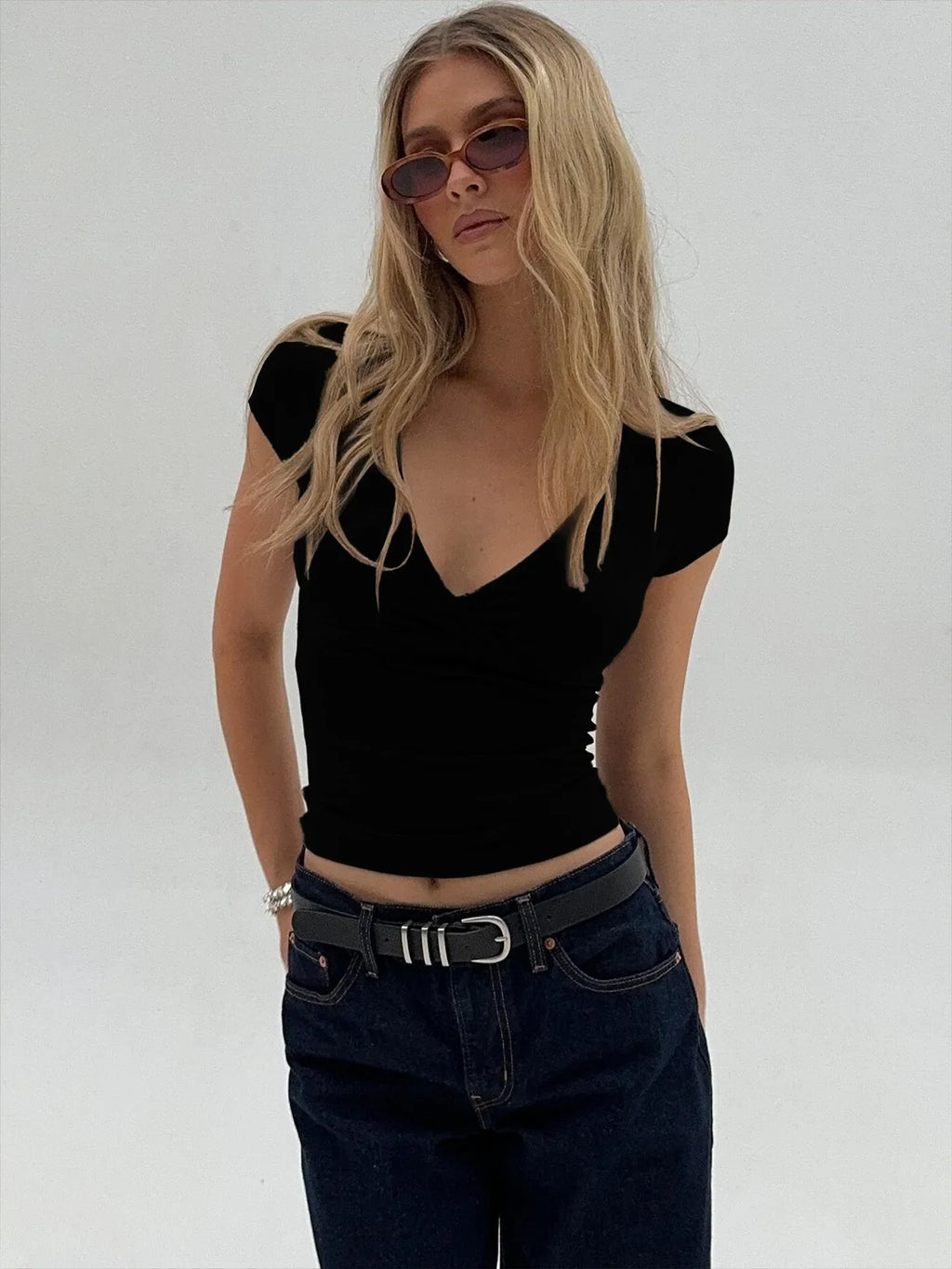 2025 Summer Women T-shirts V-neck Slim Fit Short Sleeve Solid Color Casual Top Ladies Clothing Female Fashion Trendy Pro Choice