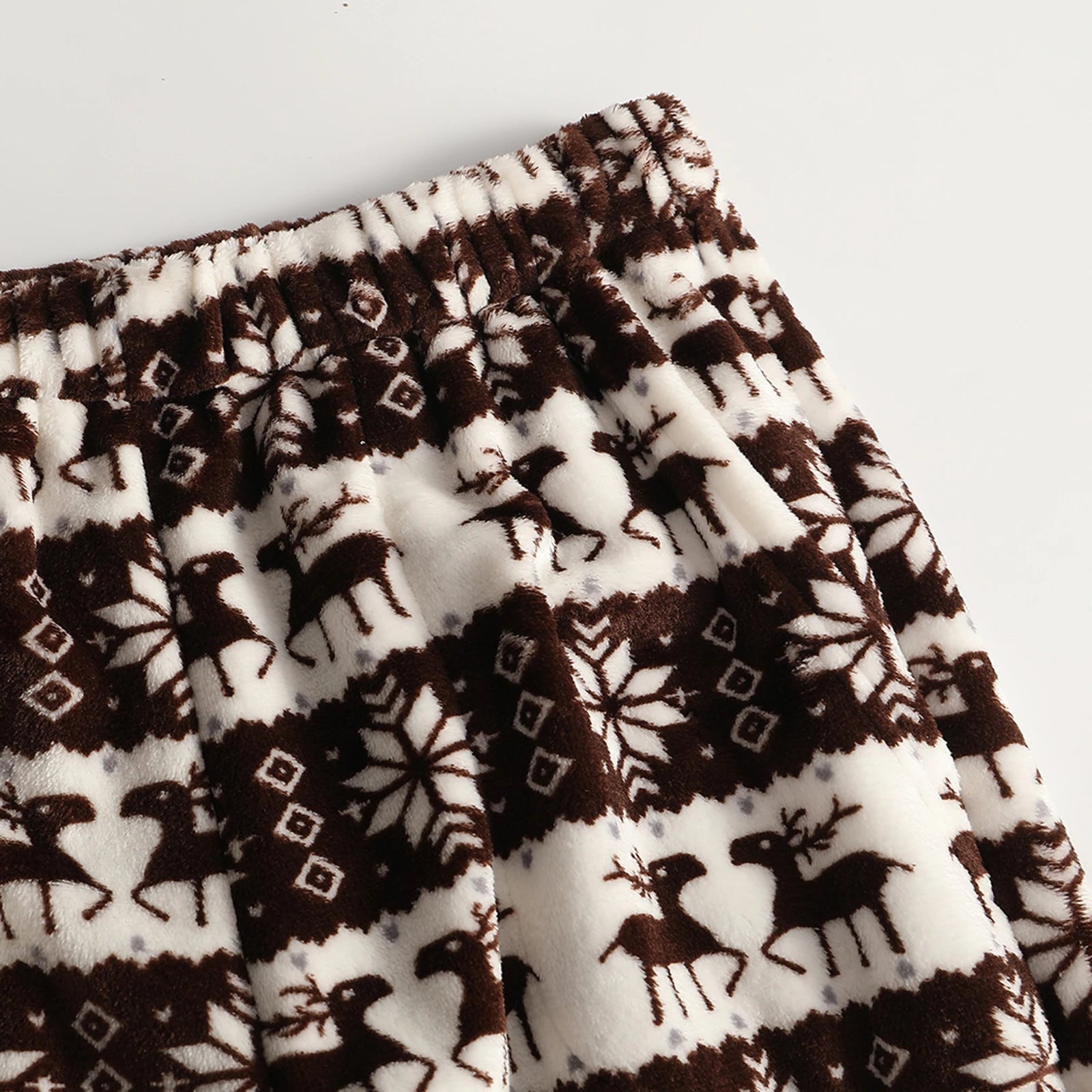 Women Christmas Printed Pajama Pants Winter Warm Soft Plush Sleep Pants Comfy Elastic Waist Home Clothes Bottoms with 2 Pockets