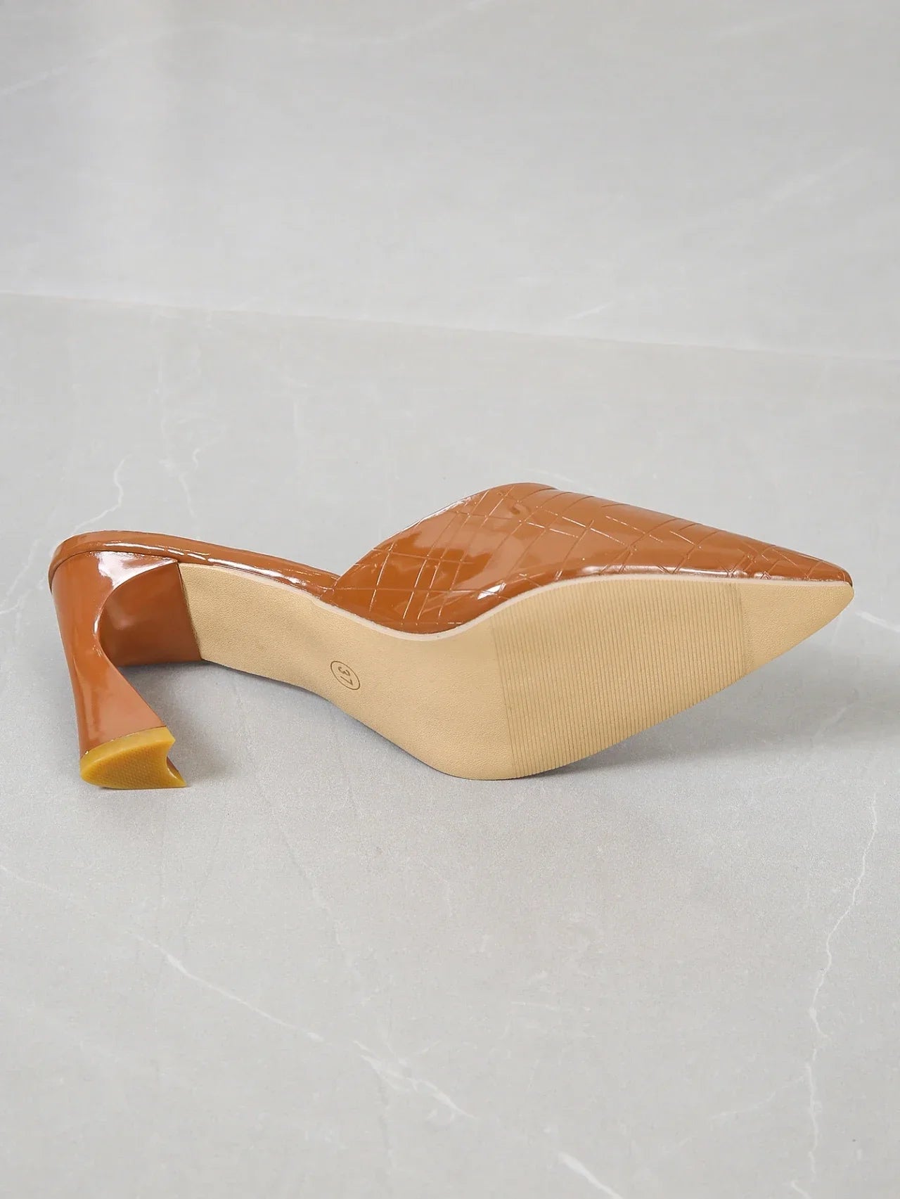 Summer Ladies Shoes 2025 New Retro Pointed Toe Women's Slippers Dress Office Slip on Ladies Heeled Shoes Thin Heel Female Mules